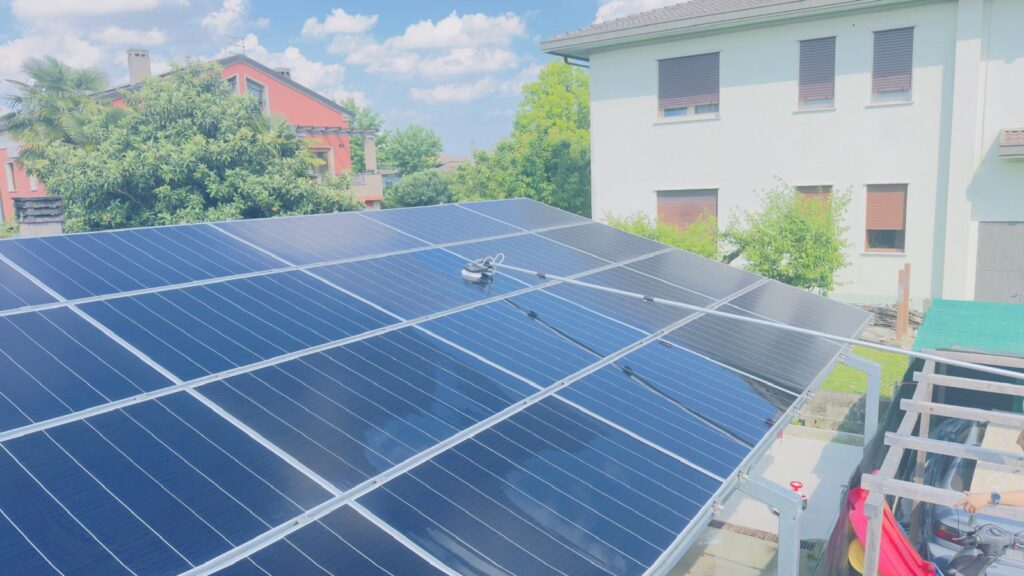 Chi siamo Pulizia pannelli fotovoltaici
